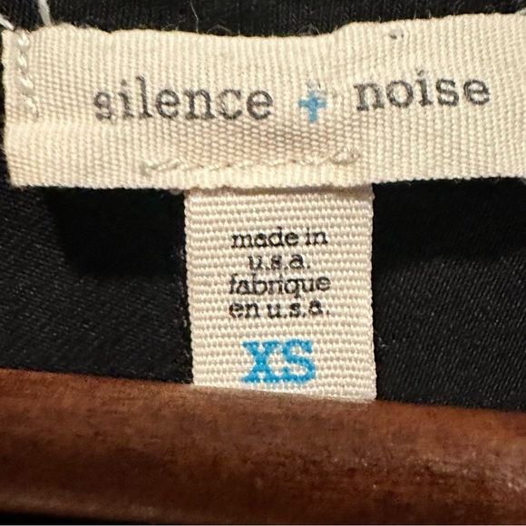 SILENCE + NOISE Urban Outfitters Black Swing Sleeveless Women’s Size XS - Picture 8 of 9